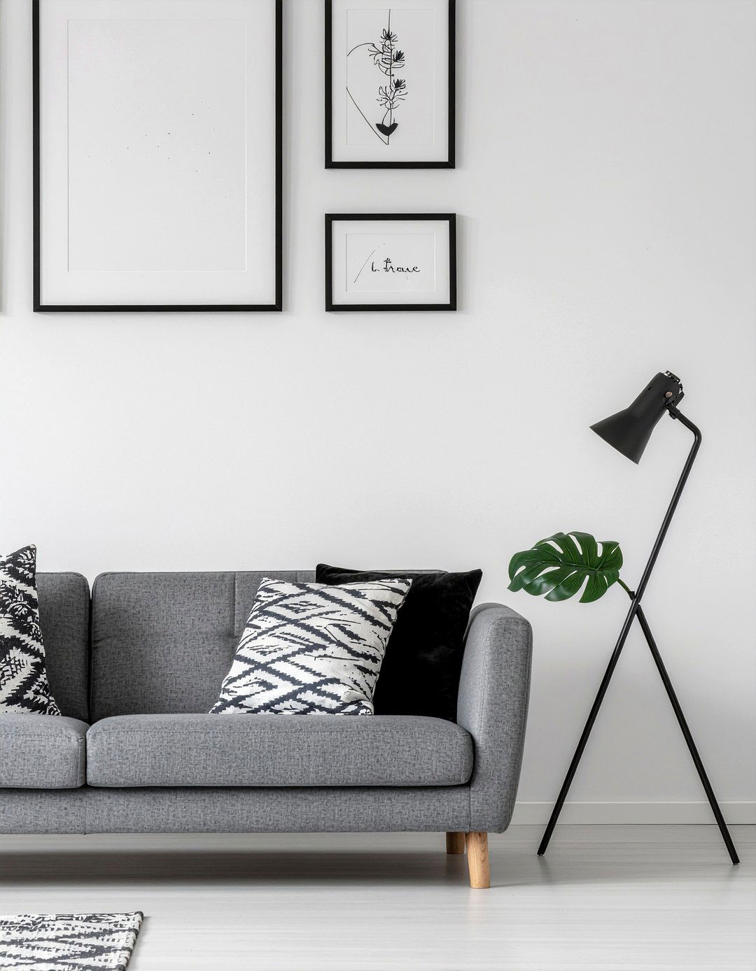 Black accents living room - 30 scandinavian living room ideas