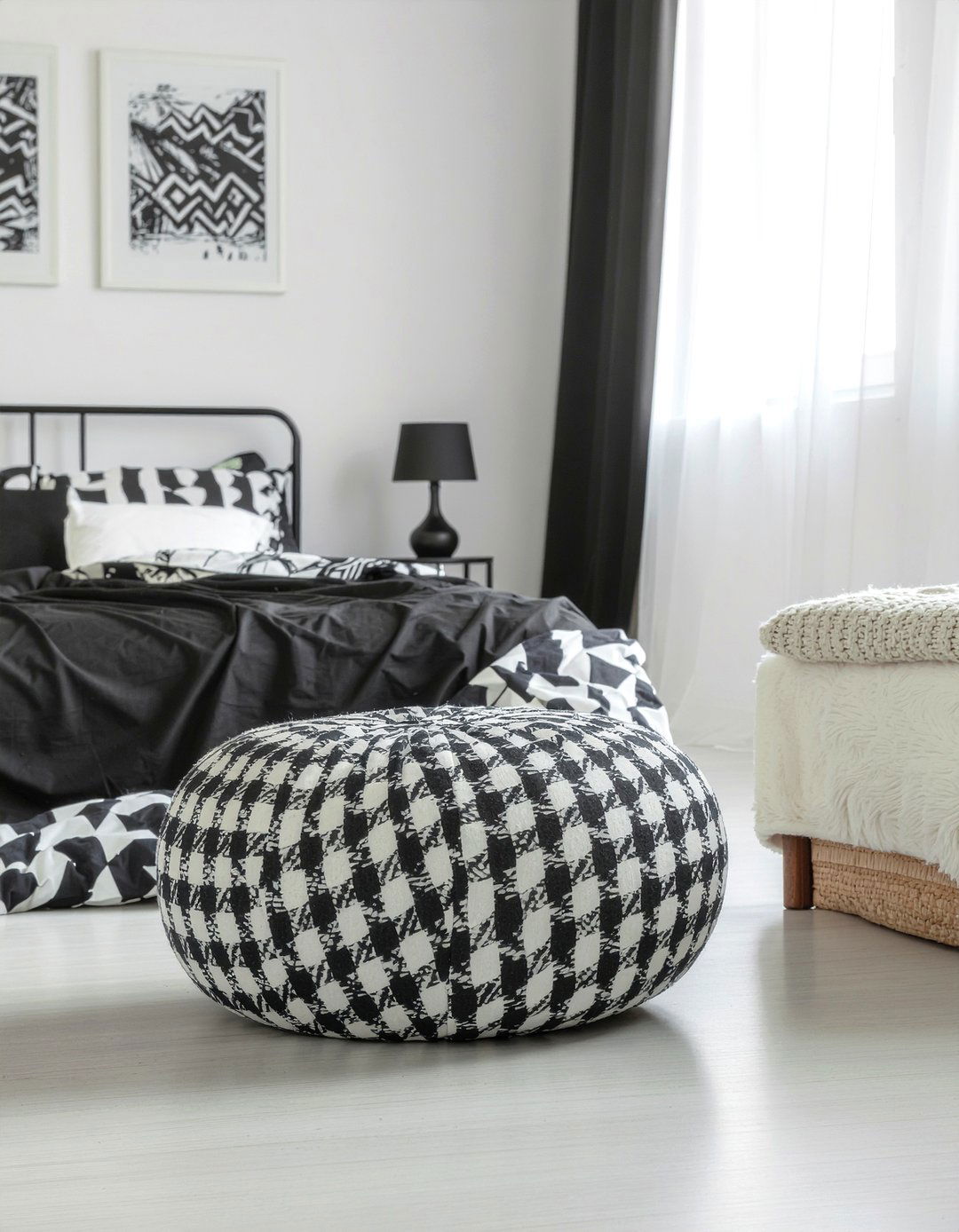 Black and white bolster - 30 bedroom bolster pillows