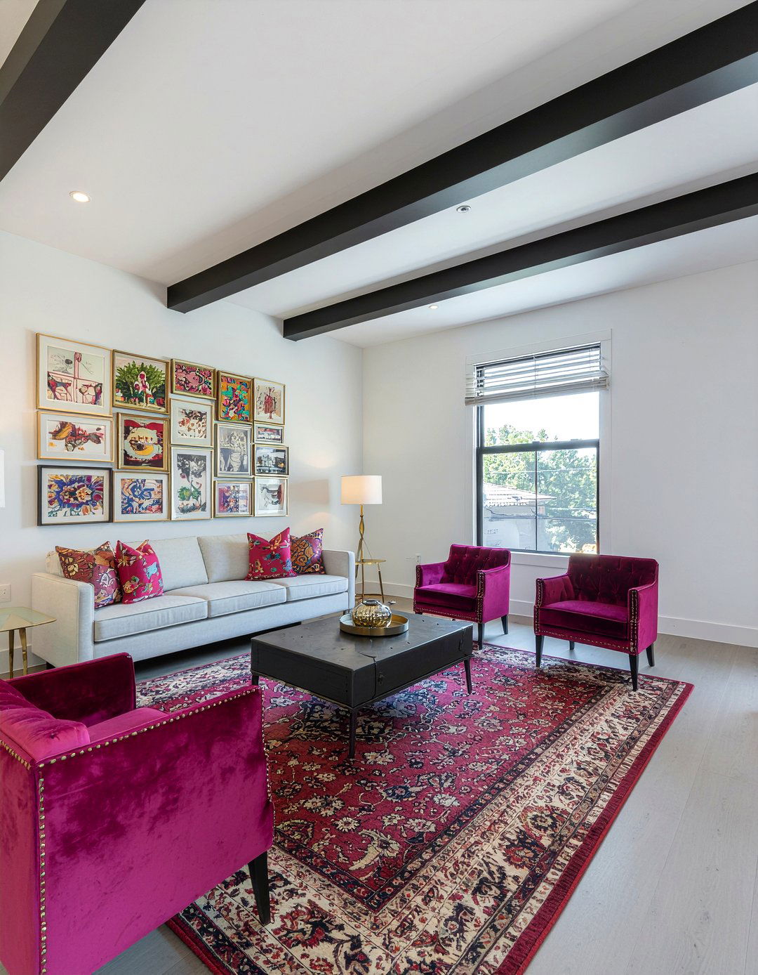 30 Exposed Beam Living Room Ideas for Architectural Charm