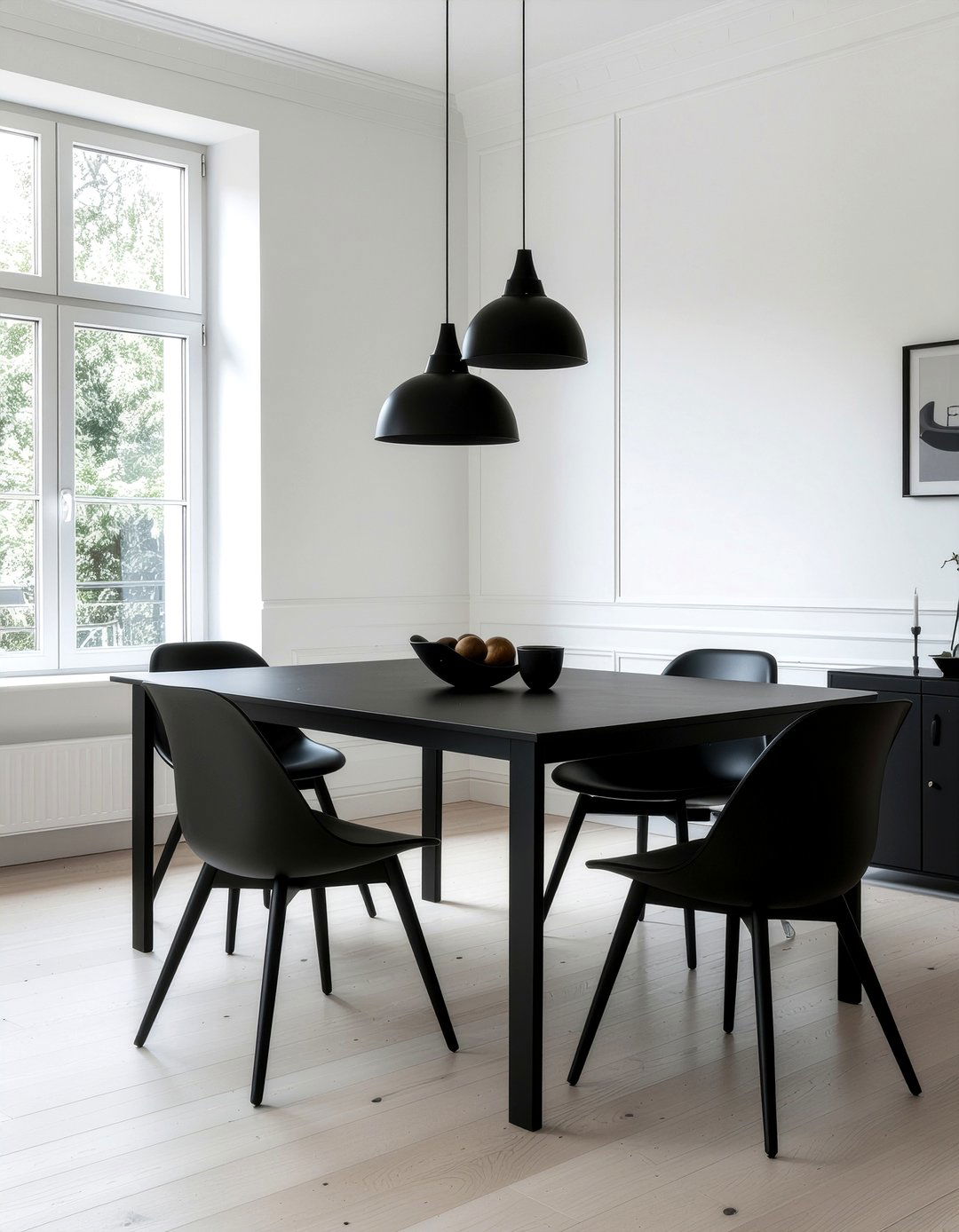 Black dining set - 30 dining room improvement ideas