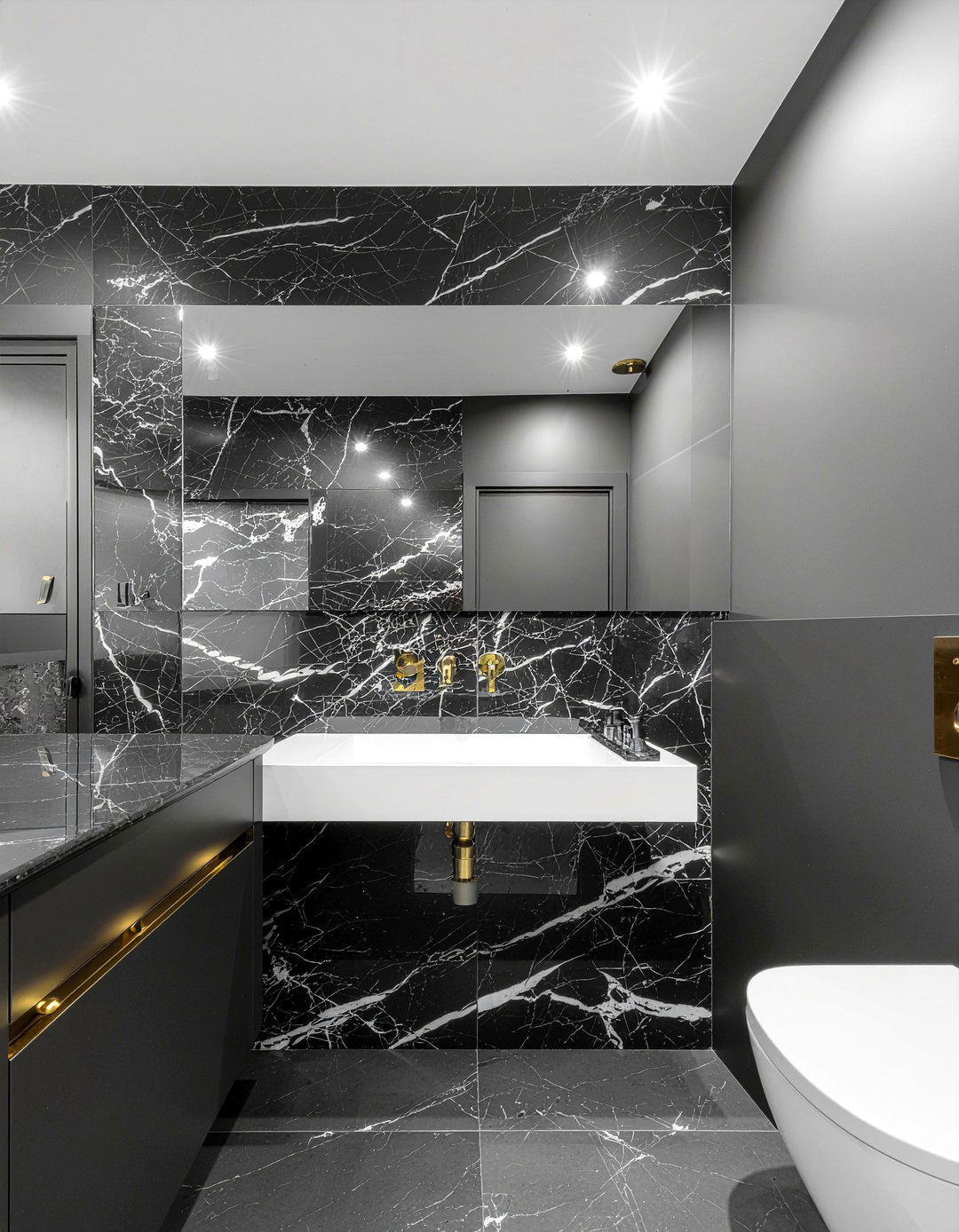 Black marble bathroom - 30 marble look bathroom ideas