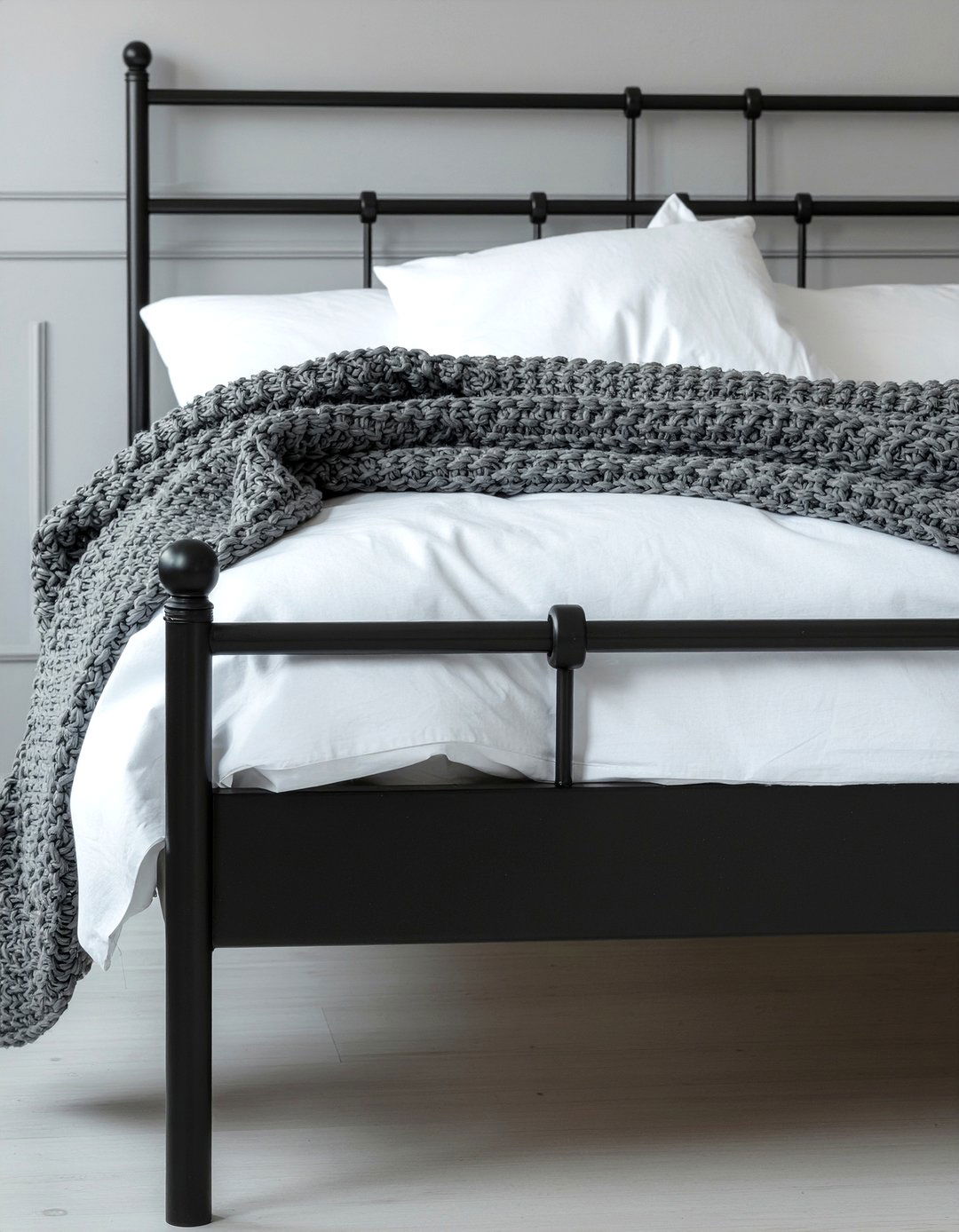 Black metal bed frame - 30 Norwegian bedroom ideas