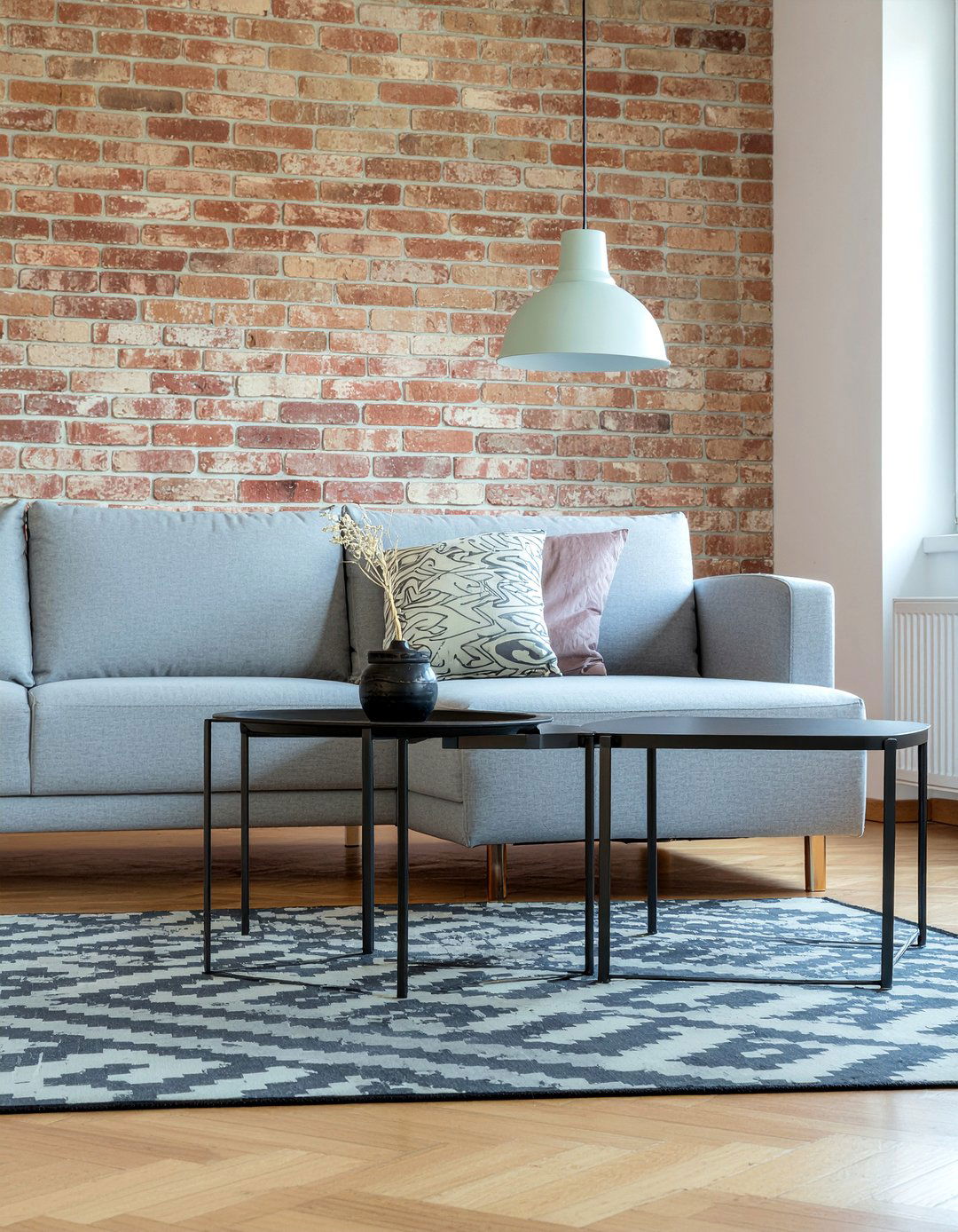 Black metal nesting coffee tables - 30 living room round coffee tables