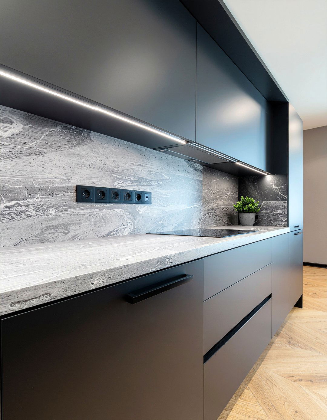 Black recessed cabinet handles - 30 black kitchen hardware ideas