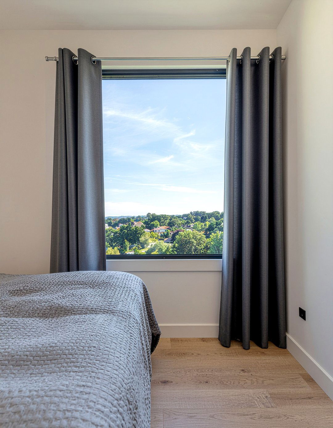 Blackout Window Curtains - 30 sanctuary bedroom ideas