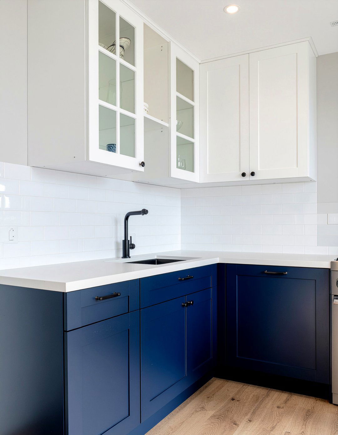 Blue And White Cabinets - 30 kitchen cabinet ideas