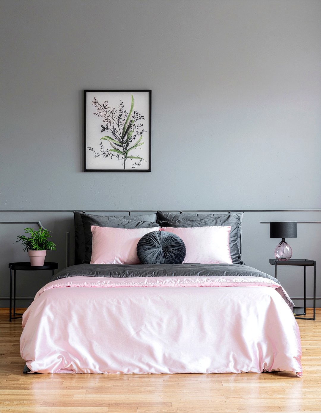 Blush pink charcoal gray bedroom - 30 pink and gray bedroom ideas
