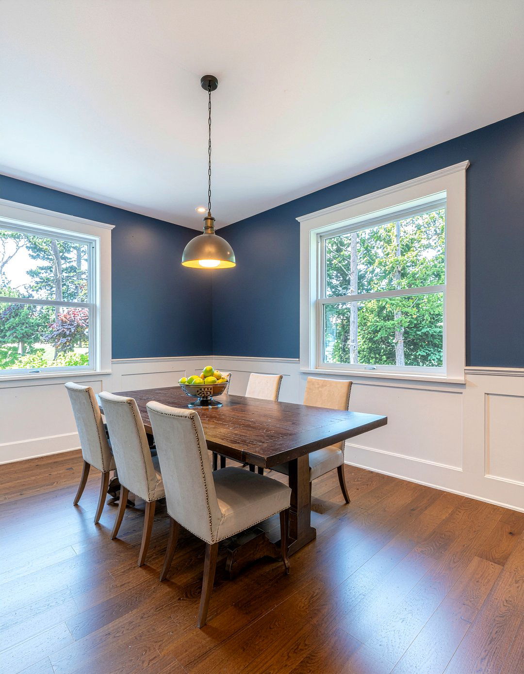 Board And Batten Wall - 30 budget dining room ideas