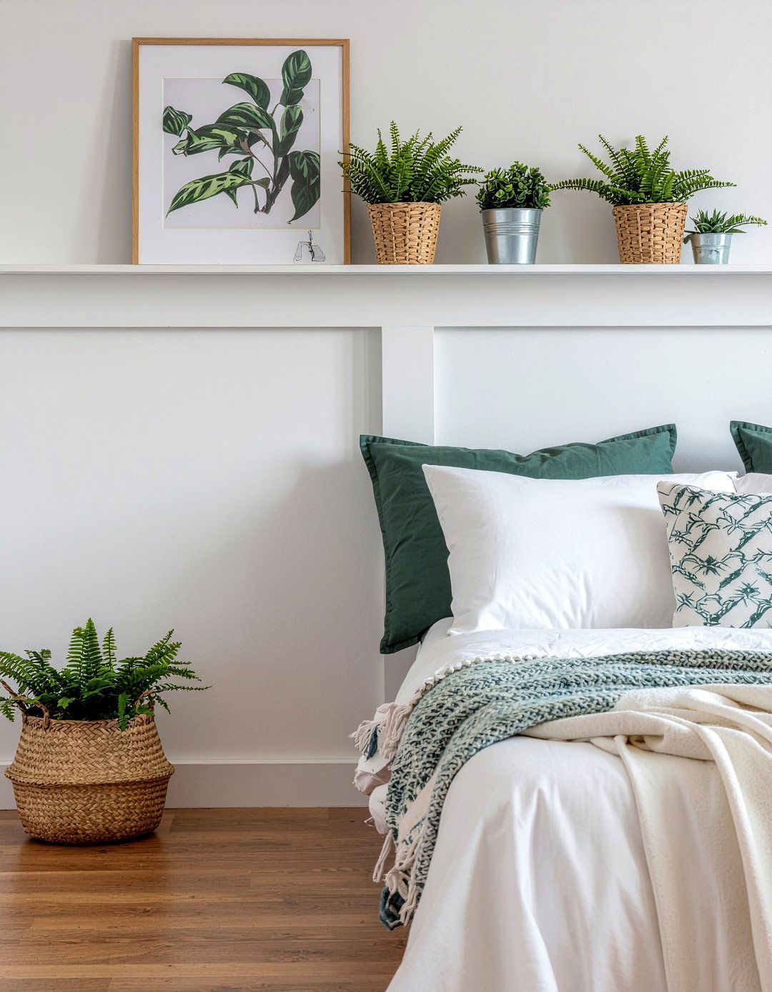 Board and batten with picture ledge - 30 bedroom board and batten ideas