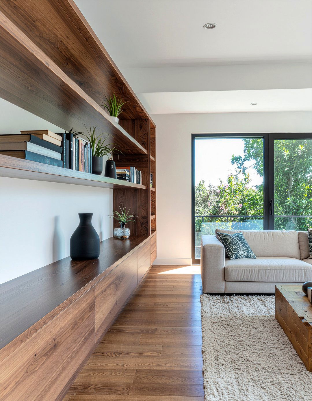 Bookshelf Styling Objects - 30 DIY living room decor ideas