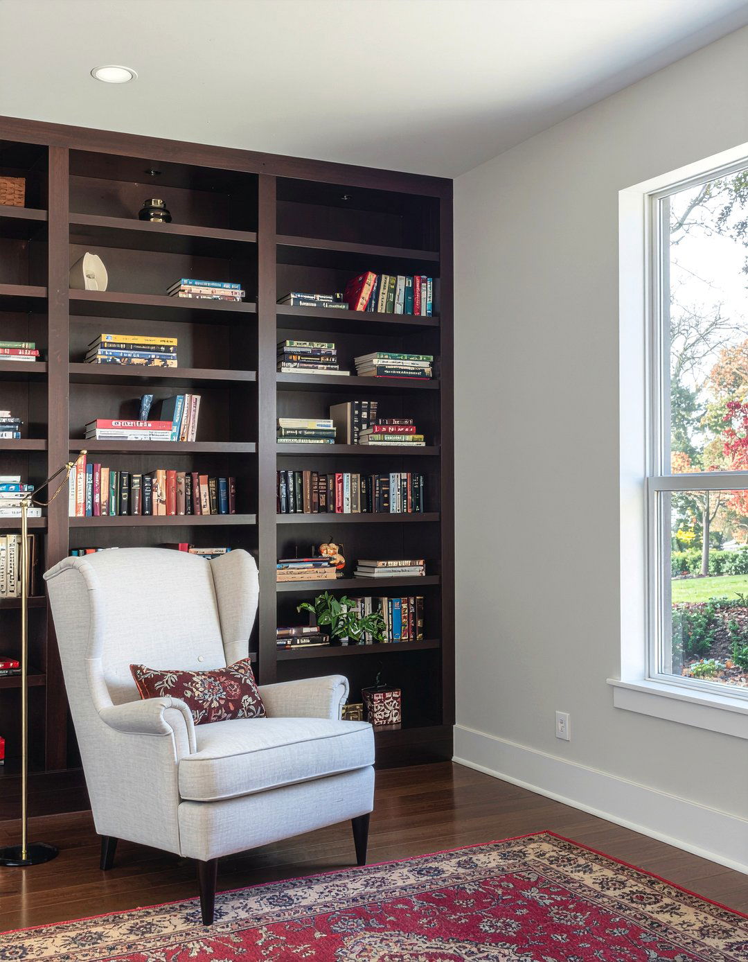 Bookshelf wall - 30 living room accent walls