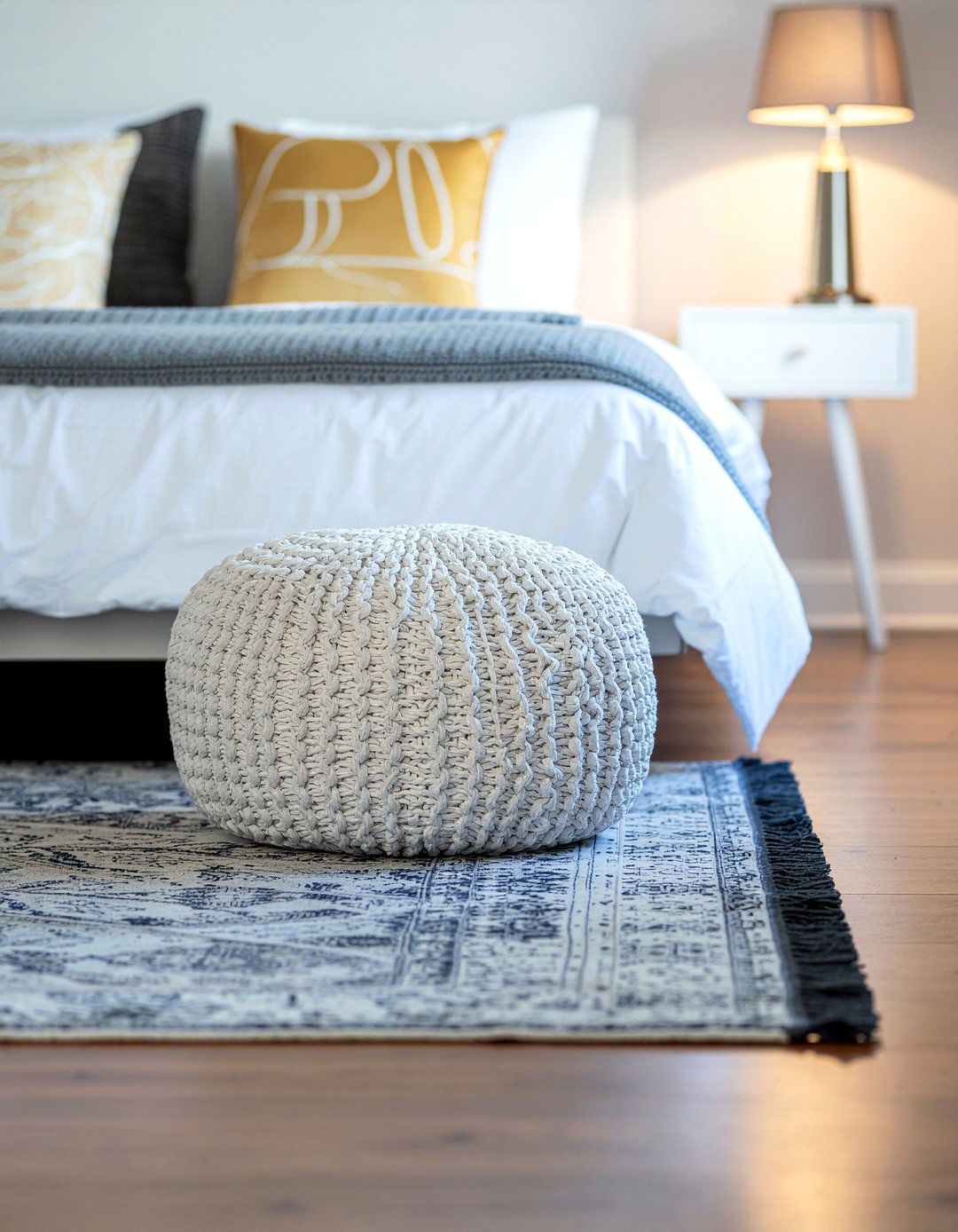 Boucle pouf - 30 bedroom poufs