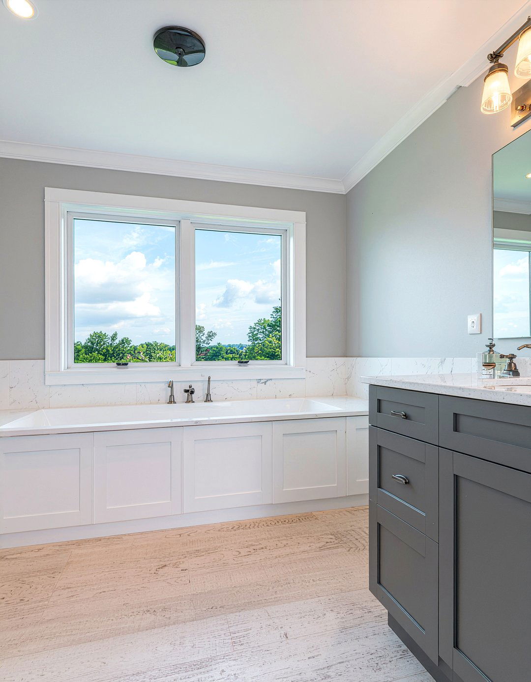 Box Trim Bathroom Wall - 30 bathroom molding ideas