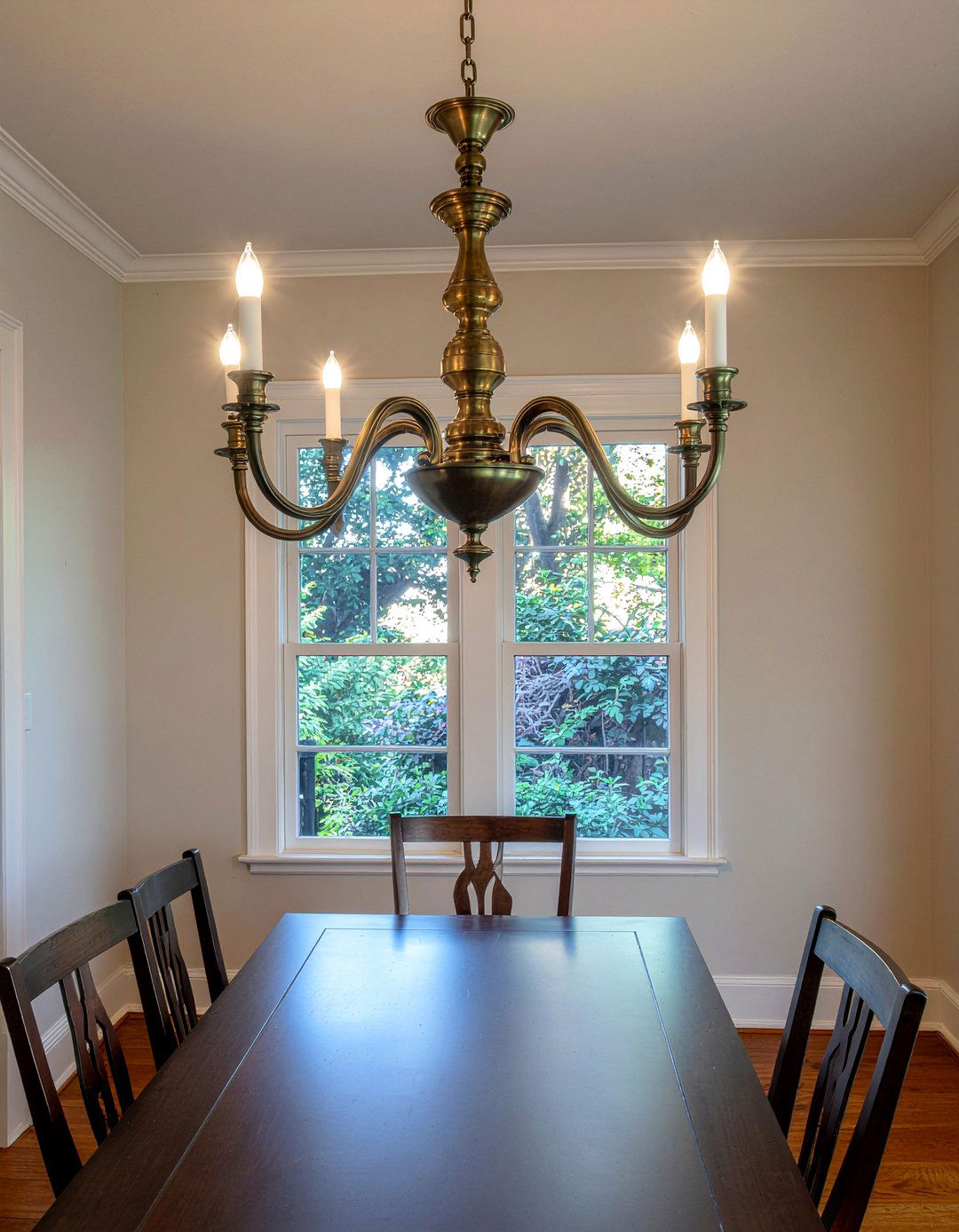 Brass Candle Chandelier - 30 colonial dining room ideas