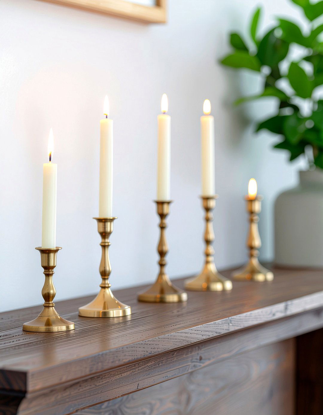 Brass Candlestick Holder - 30 flea market decor ideas