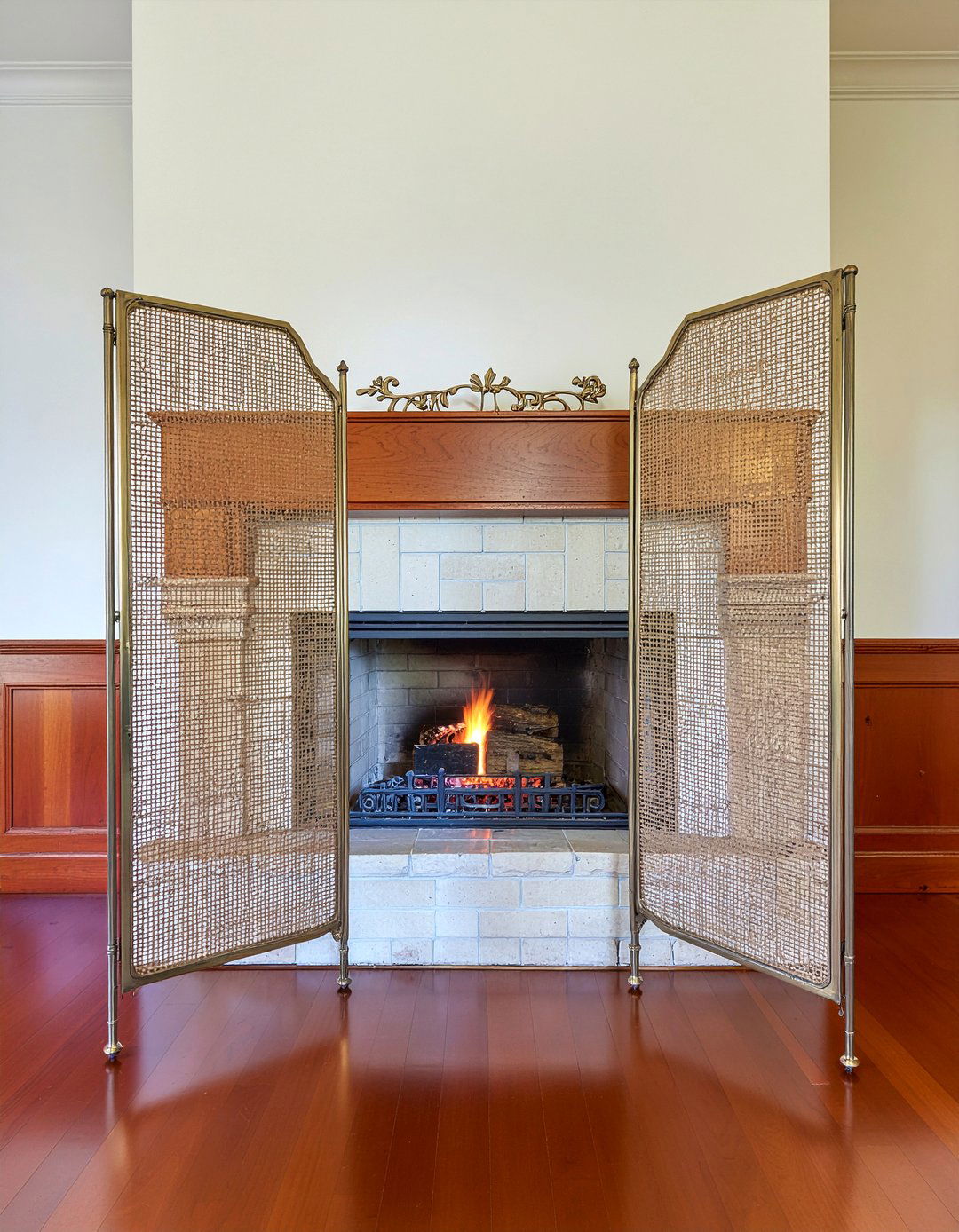 Brass Fireplace Screen - 30 living room brass furniture ideas