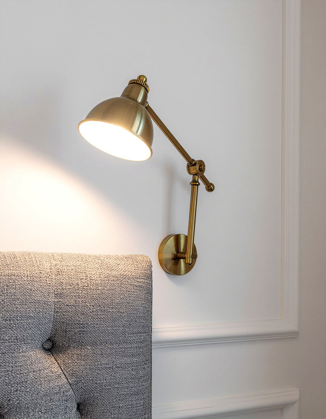 Brass Swing Arm Sconce - 30 Hollywood regency bedroom ideas