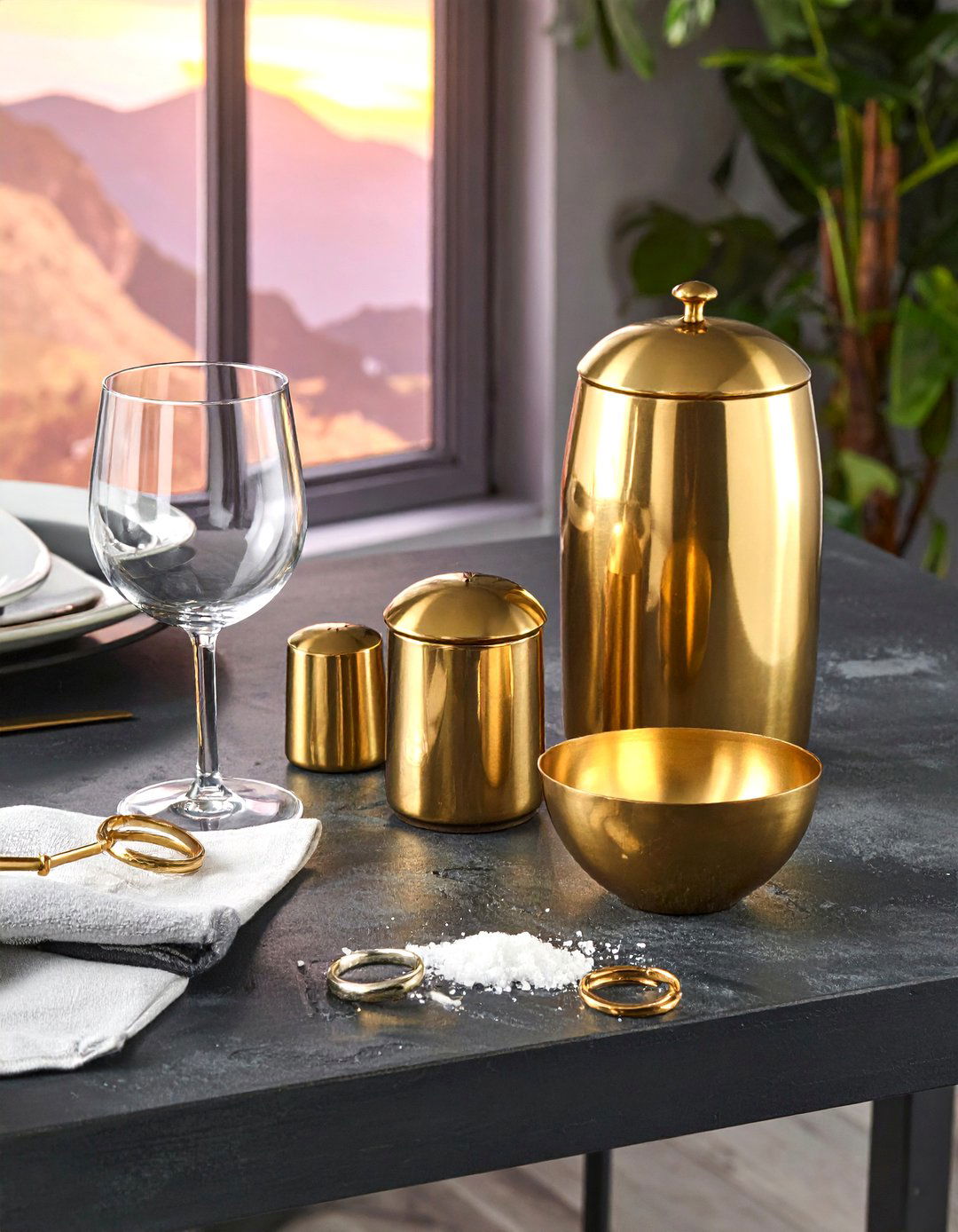 Brass Table Accessories - 30 twilight dining room ideas