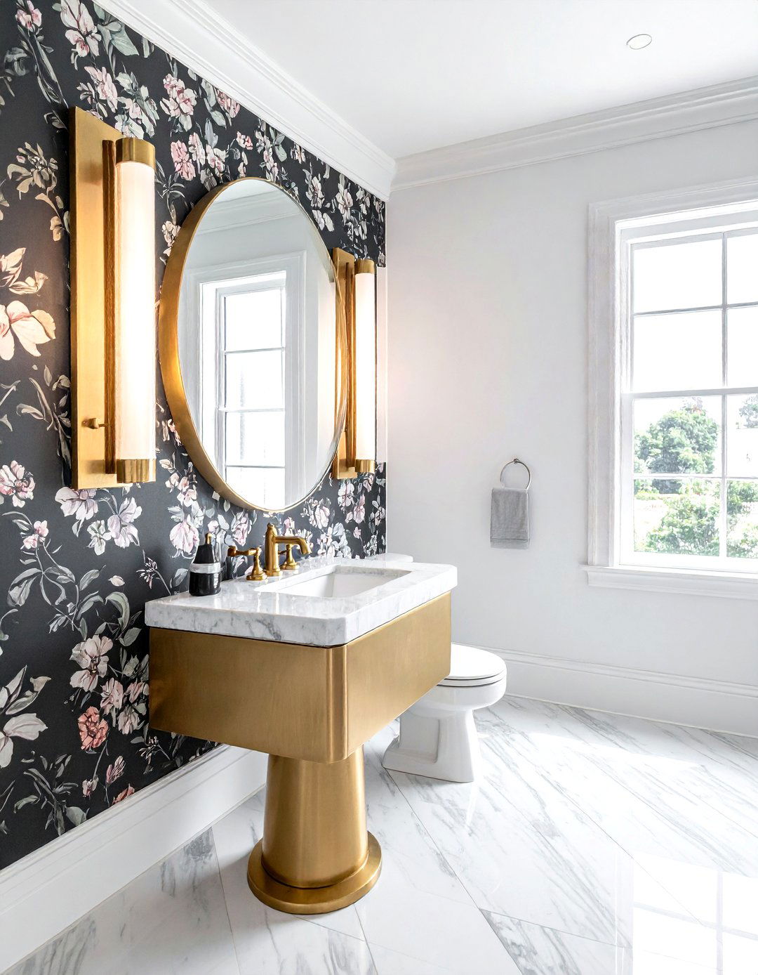 Brass vertical sconce - 30 bathroom sconce ideas