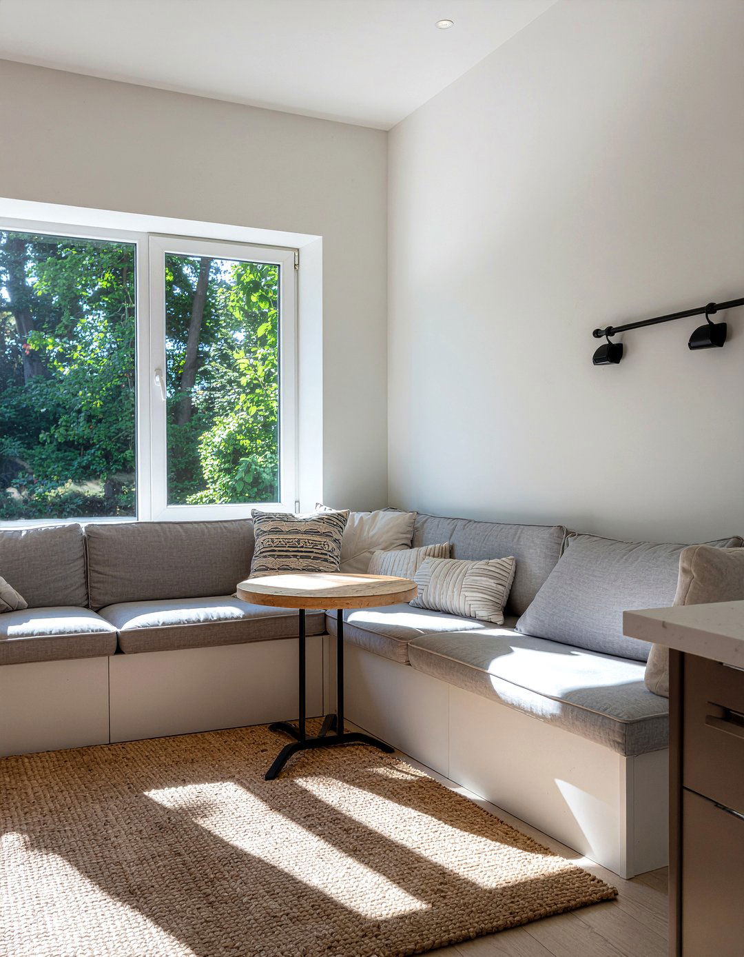 Breakfast Nook - 30 chef's kitchen ideas