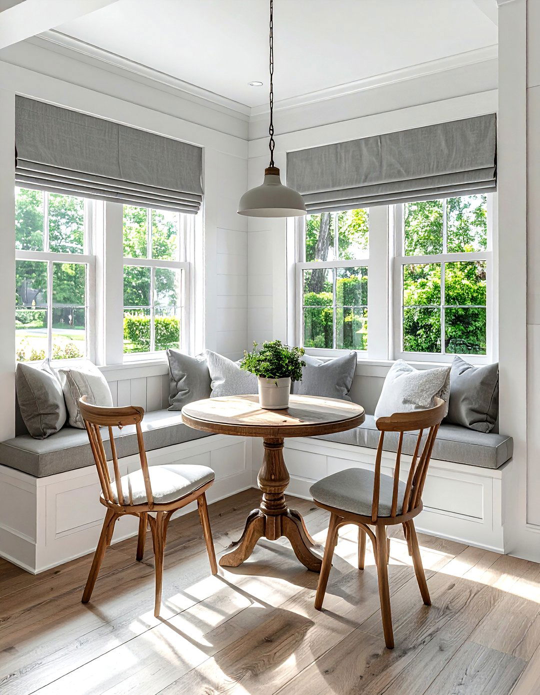 Breakfast Nook Seating - 30 home makeover ideas