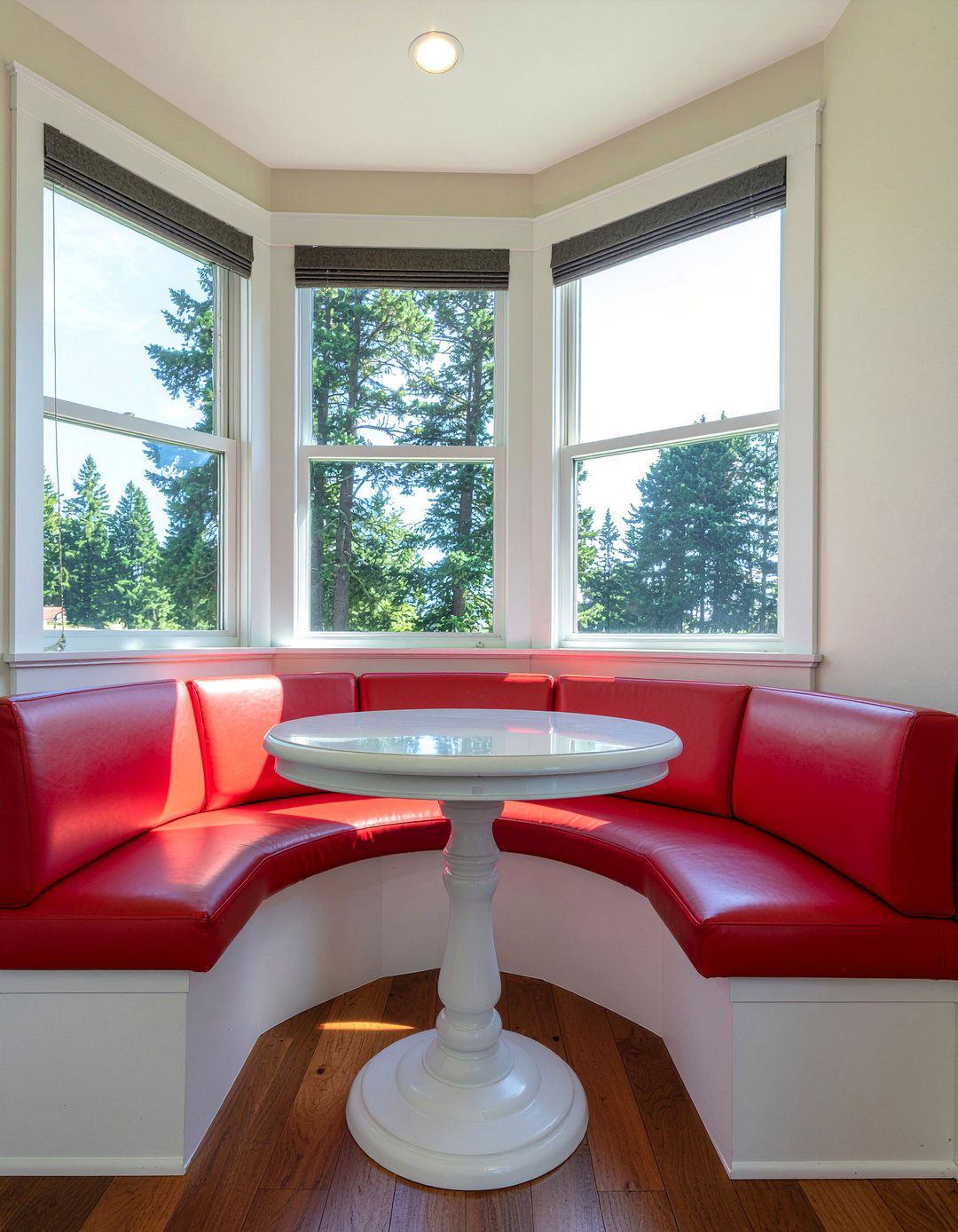 30 Colorful Retro Kitchen Ideas for a Classic Vintage Revamp