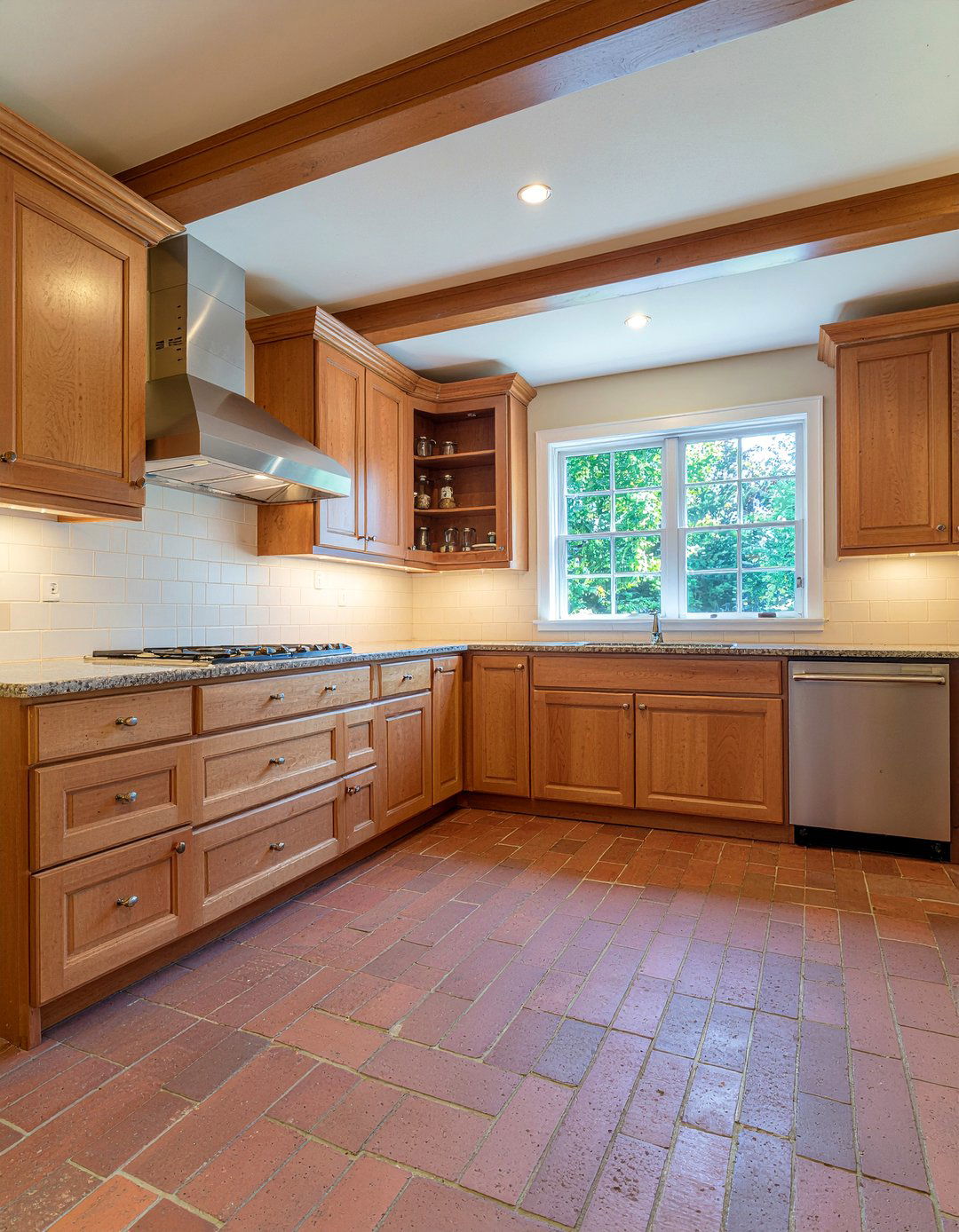 Brick floor kitchen with wood cabinets - 30 brick floor kitchen ideas