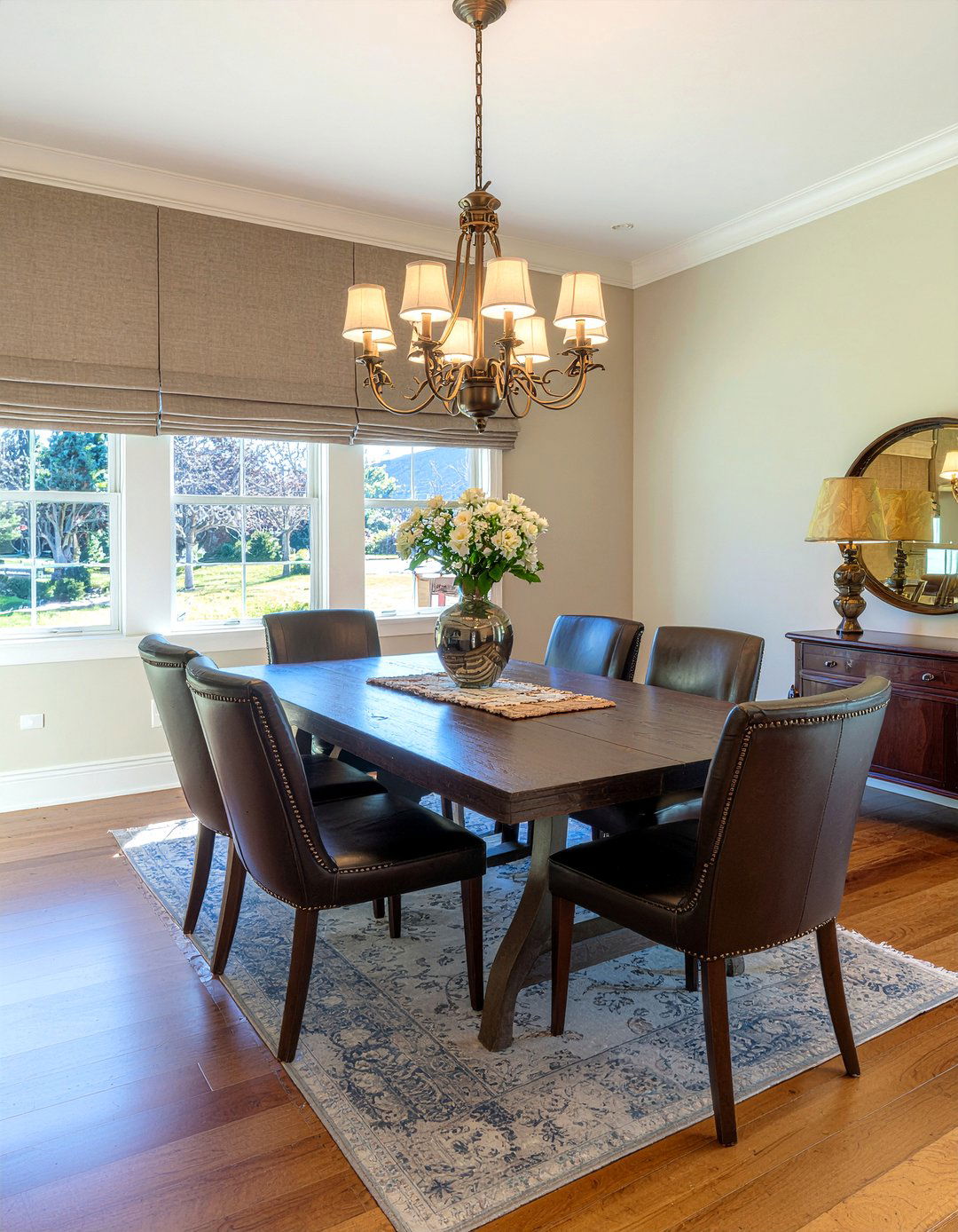 Bronze and leather dining furniture - 30 dining room material mixing ideas