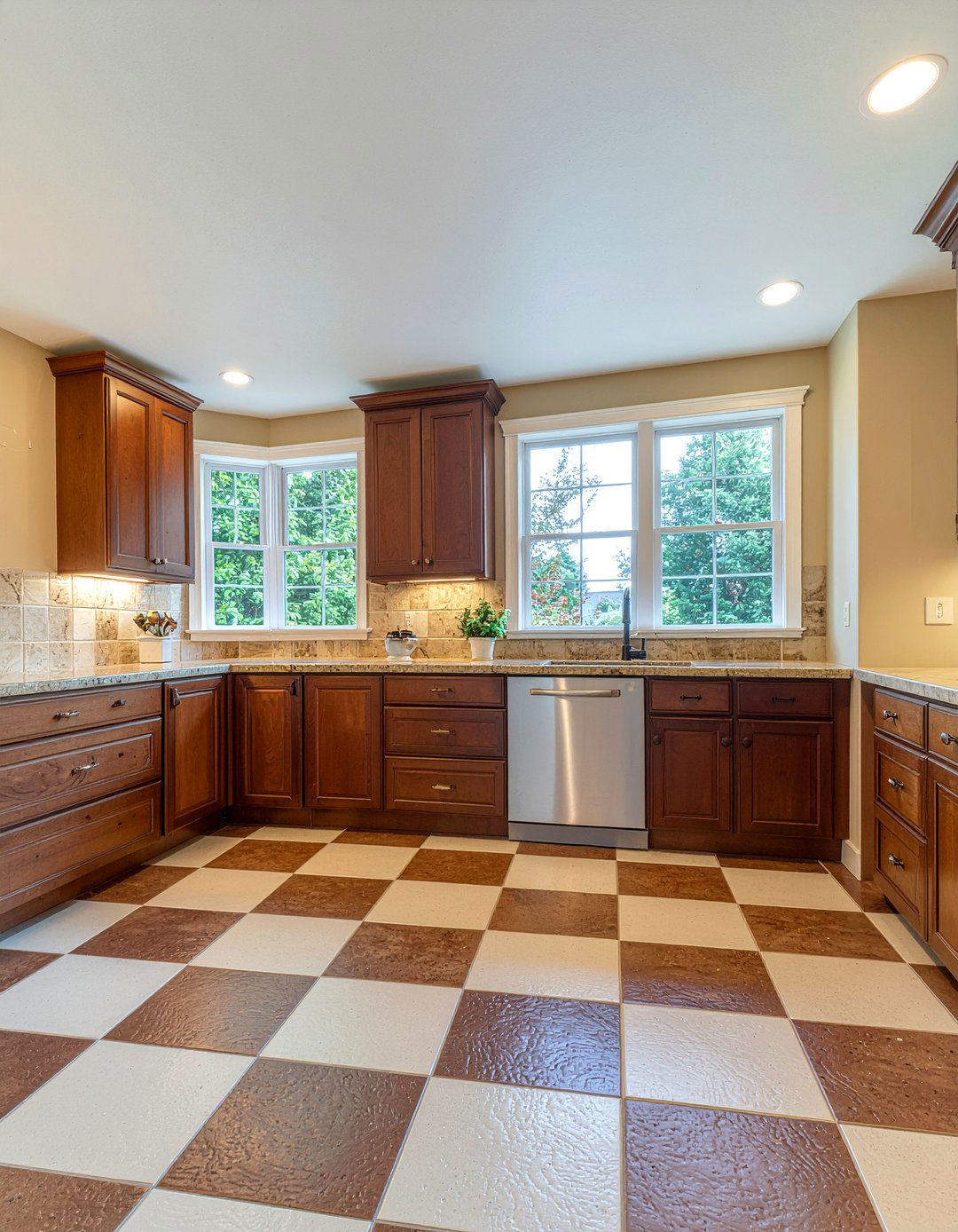 Brown and cream checkerboard tile - 30 checkered floor kitchen ideas