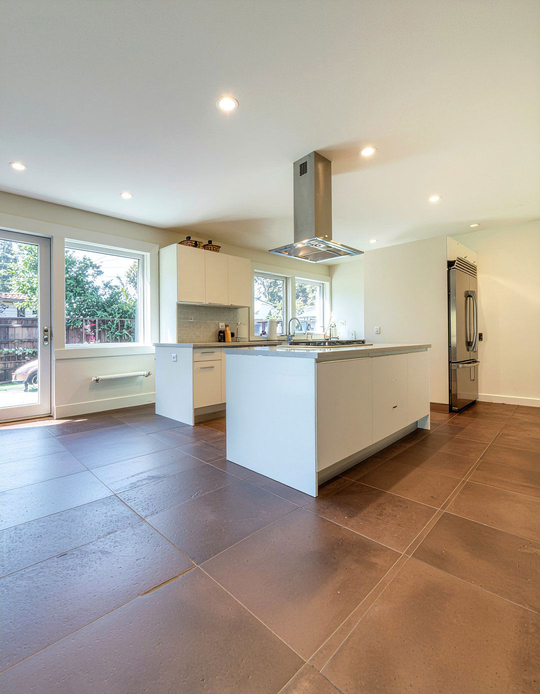 Brown kitchen floor tile - 30 chocolate brown kitchen ideas