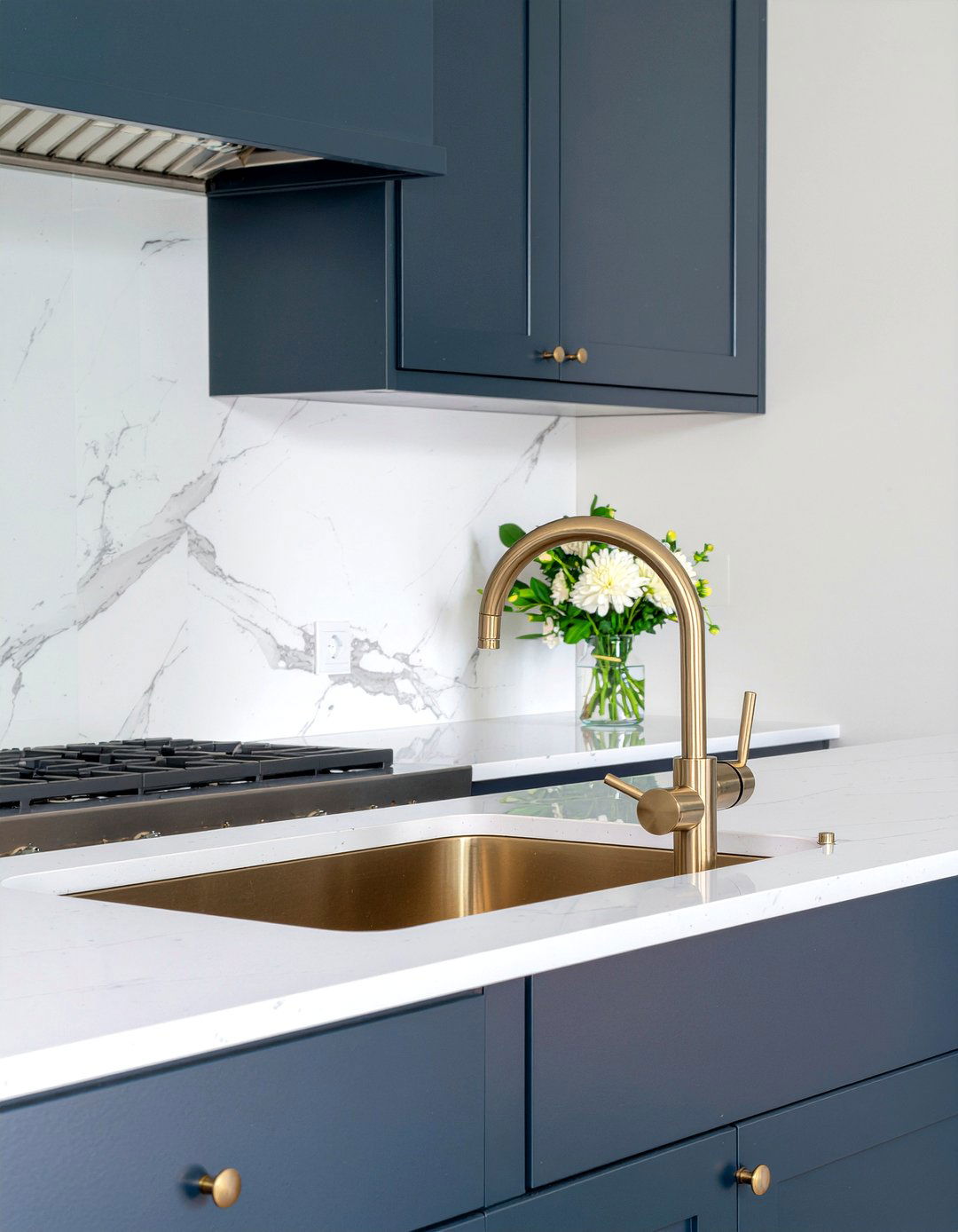 30 Gold Kitchen Faucet Ideas for a High-End Kitchen Update