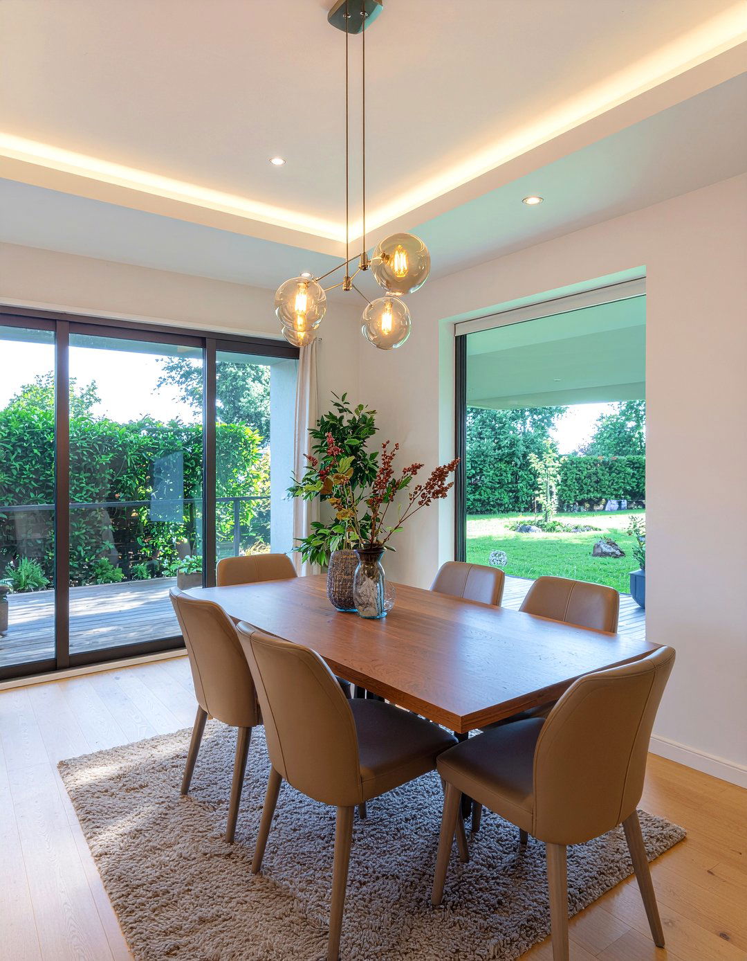 Bubble Glass Chandelier - 30 dining room ceiling light ideas