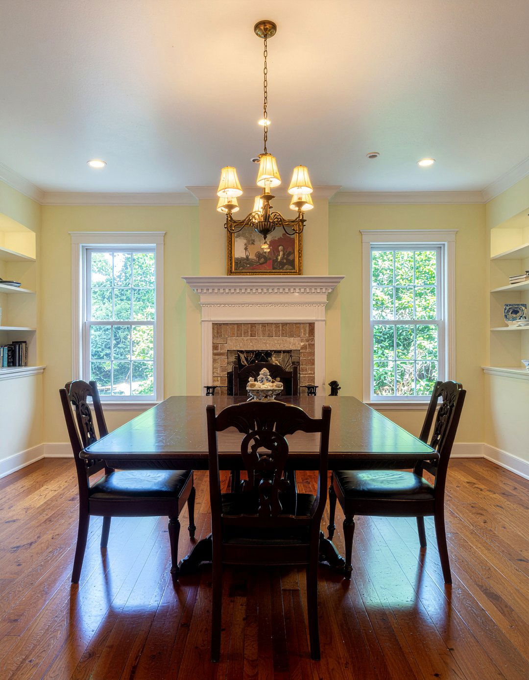 Built In Alcove Shelving - 30 heritage home dining room ideas