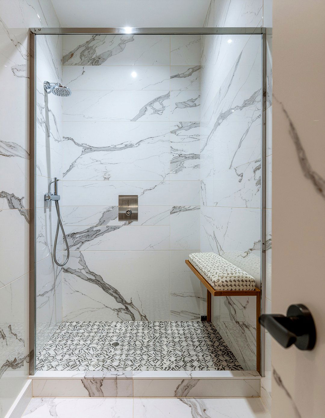 Built In Bench - 30 narrow bathroom ideas