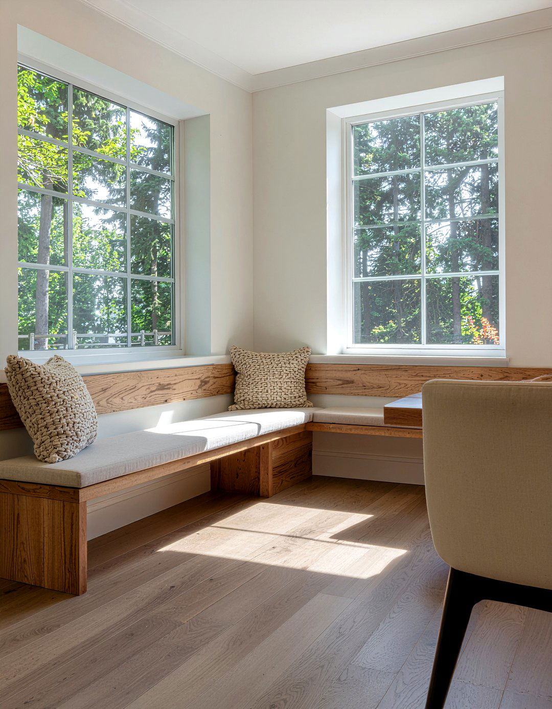 Built In Bench Seating - 30 Japanese dining room ideas