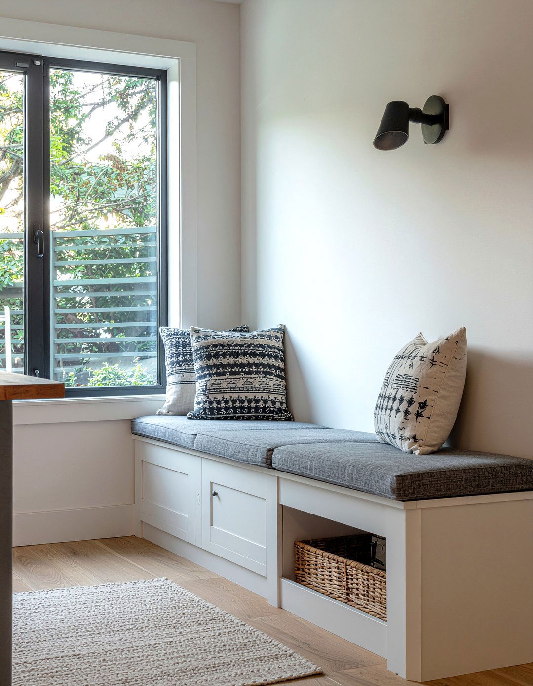 Built In Dining Bench - 30 Danish dining room ideas