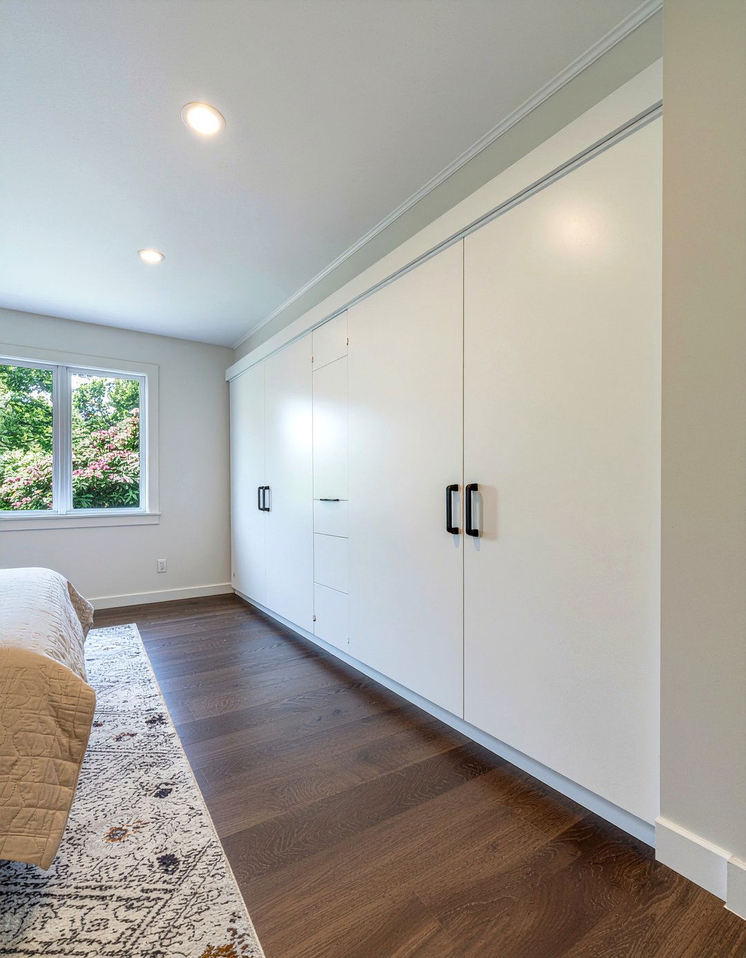 Built In Wardrobe - 30 bedroom closet ideas