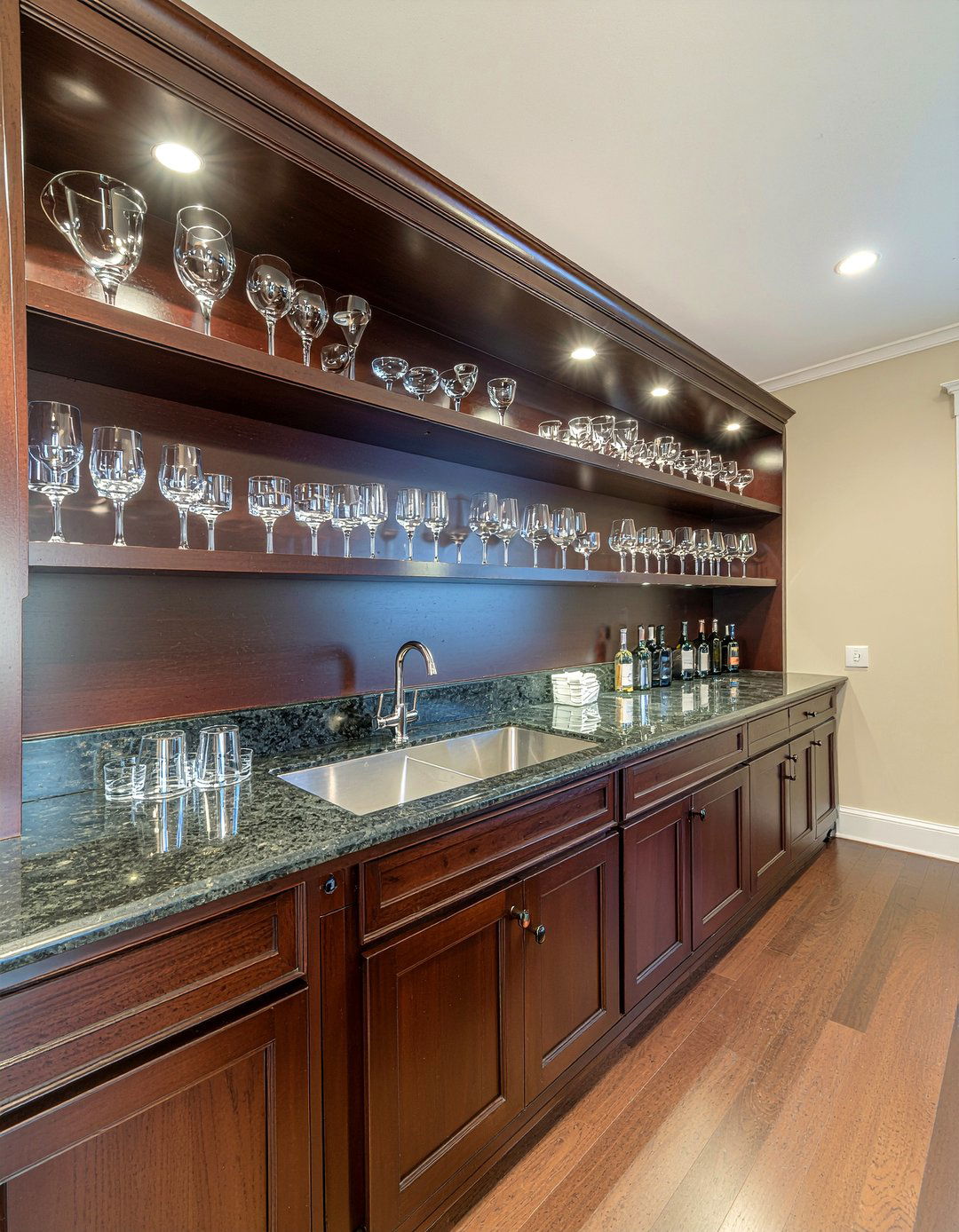 Built In Wet Bar Cabinet - 30 dining room wet bar ideas