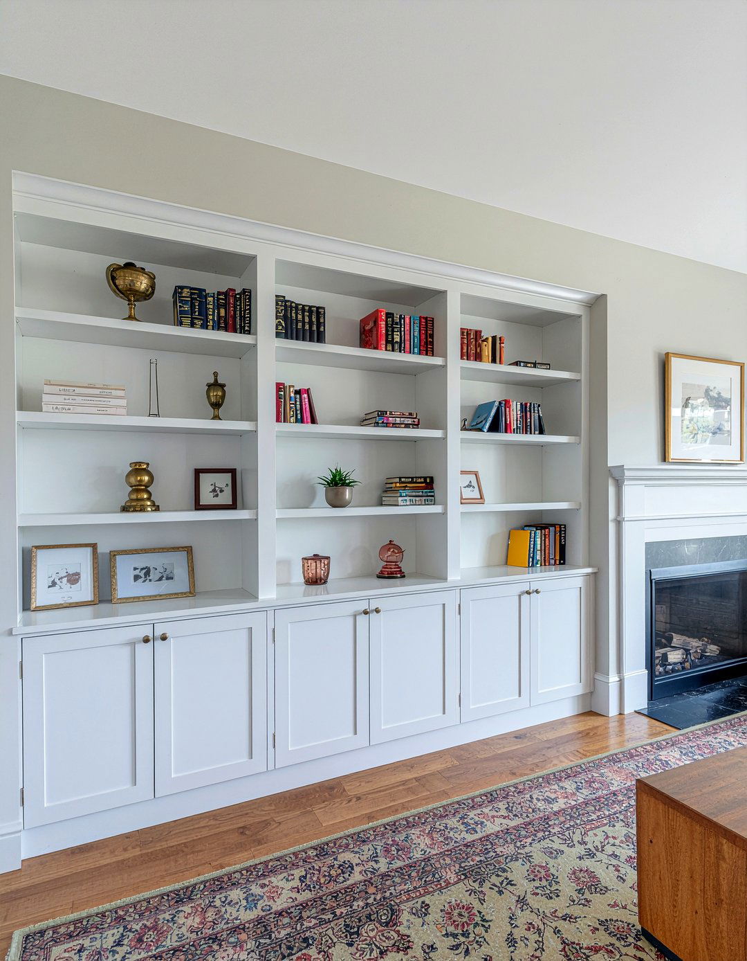 Built in bookcases - 30 living room storage unit ideas