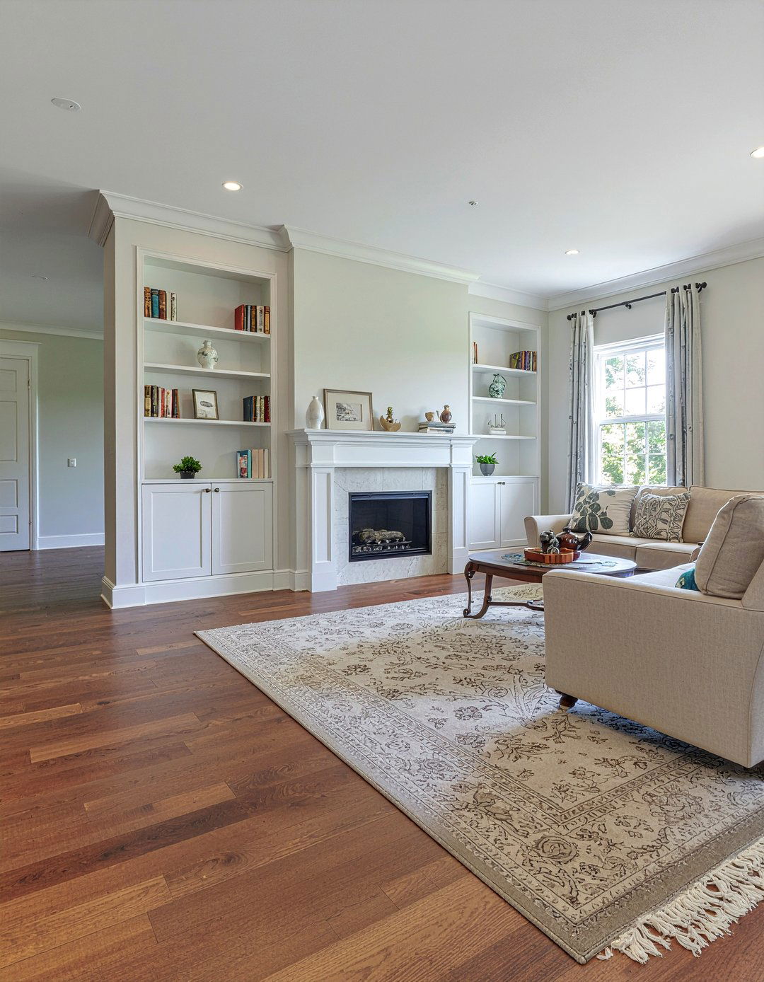 Built in bookshelves - 30 small living room ideas