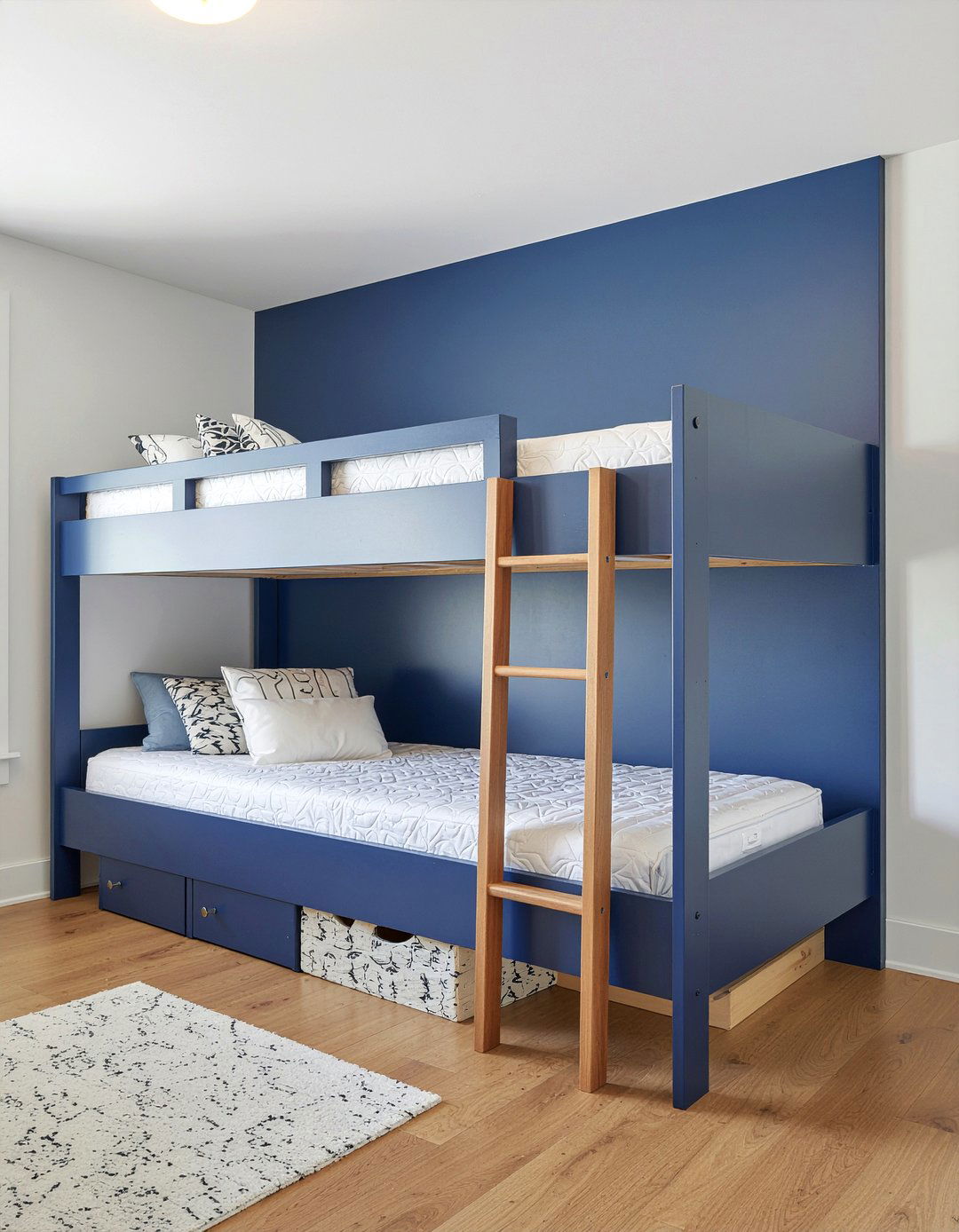 Built in bunk beds - 30 bedroom built-in ideas