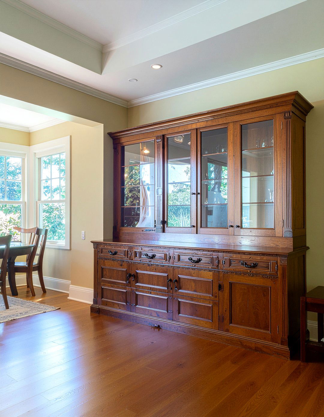 Built in china cabinet - 30 craftsman dining room ideas
