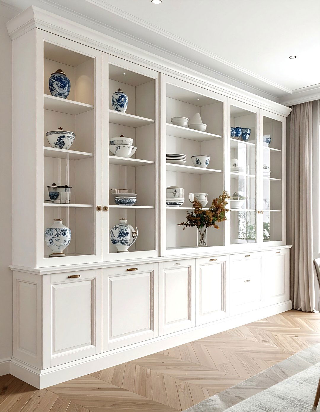 Built in dining room shelving - 30 classic dining room ideas