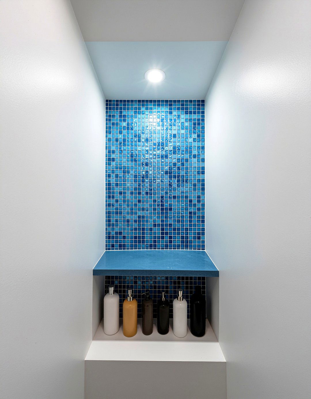 Built in niche - 30 bathroom makeover ideas