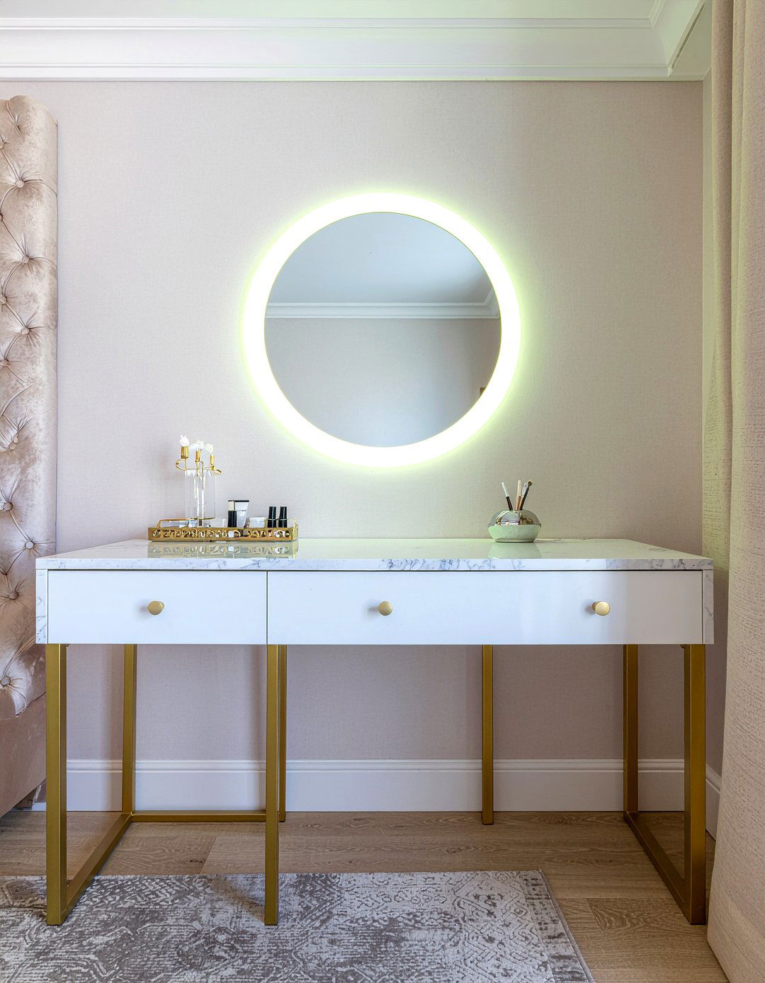 Built in vanity desk - 30 bedroom built-in desks