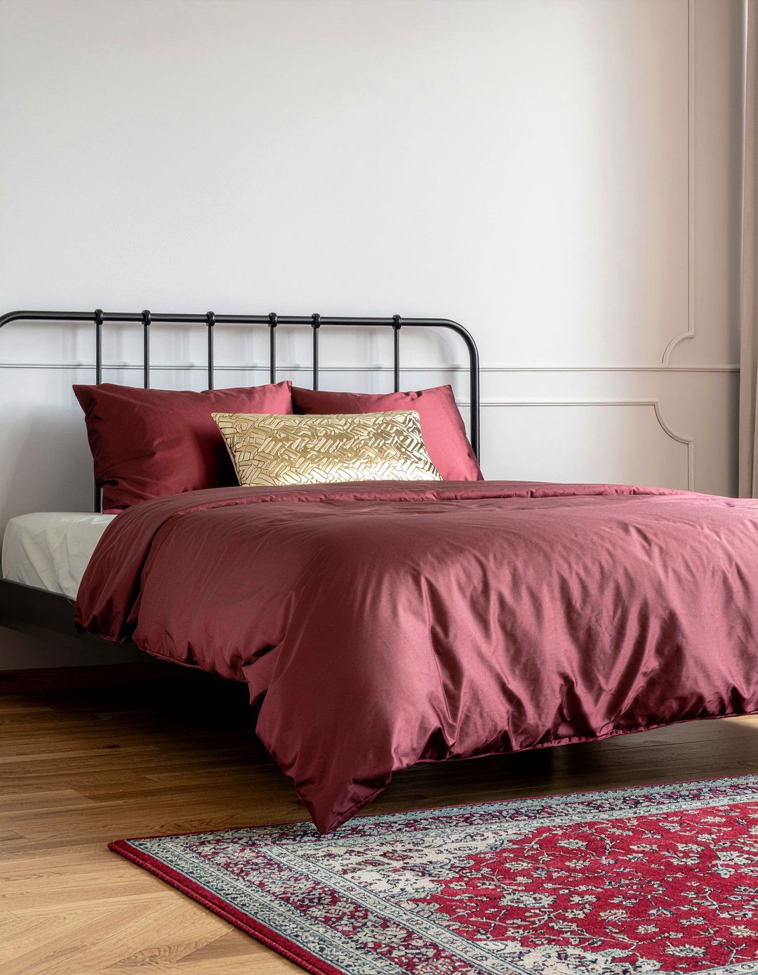 Burgundy Silk Duvet - 30 bedroom silk bedding ideas