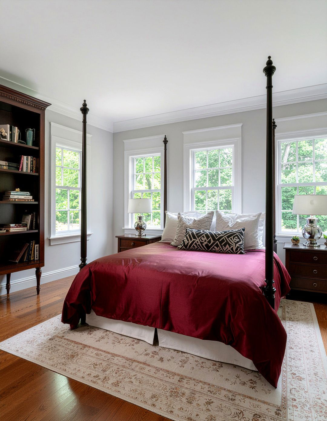 Burgundy satin bedspread - 30 bedroom satin bedding ideas