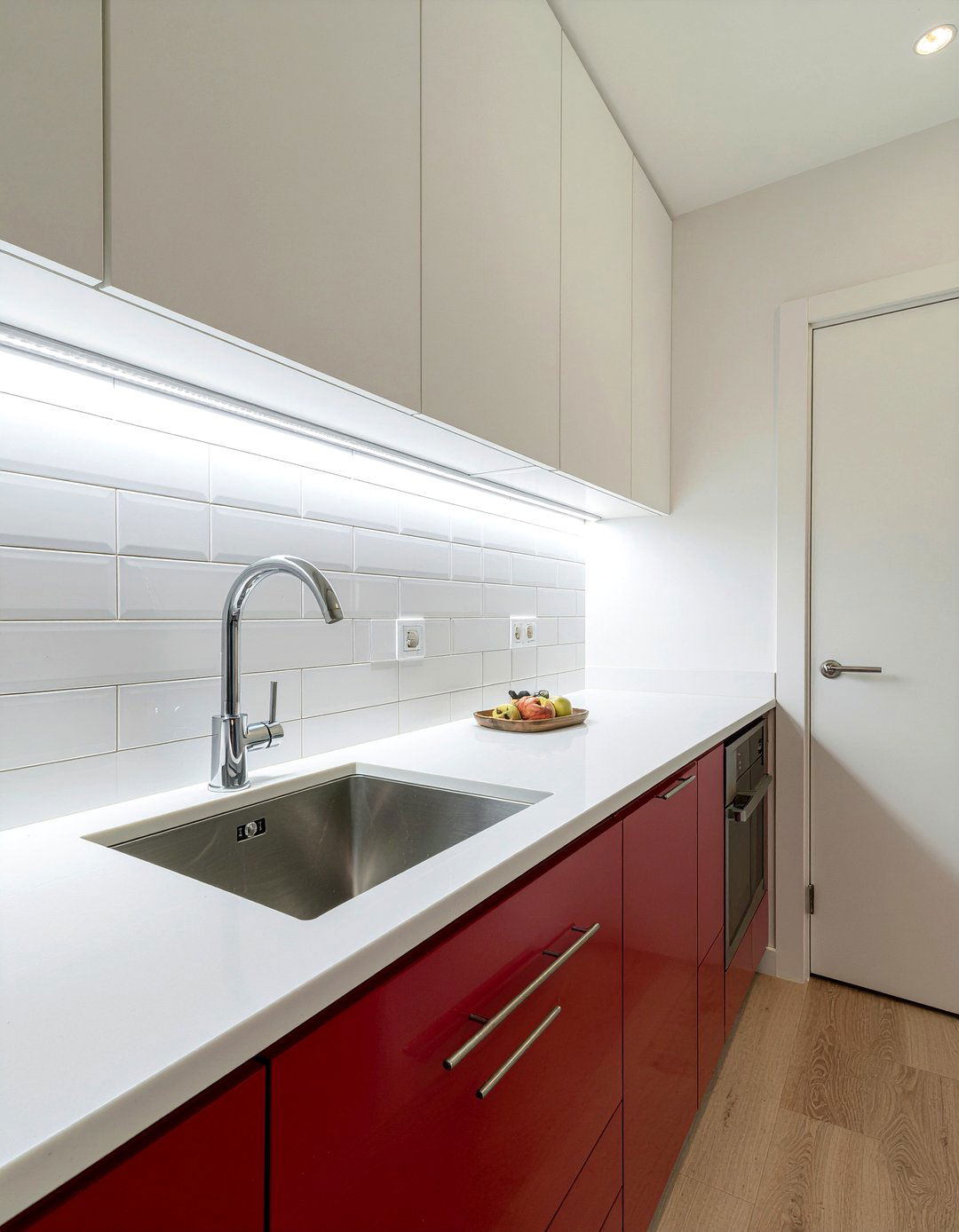 Butler pantry with secondary prep area - 30 architect designed kitchen ideas