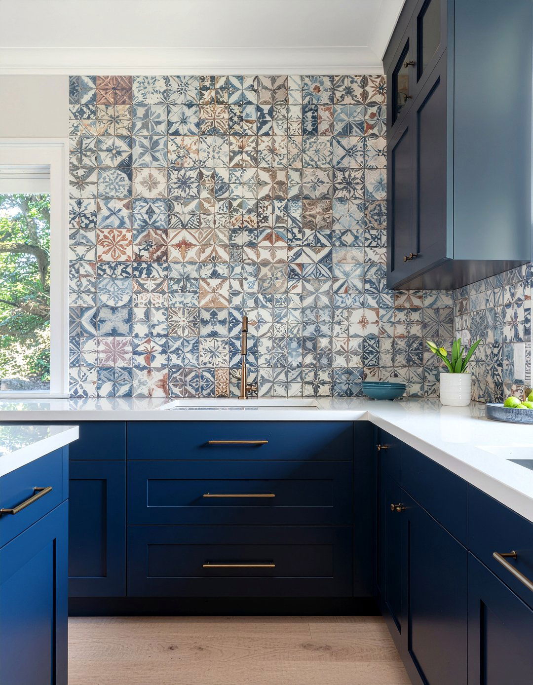 Butlers Pantry Tile Backsplash - 30 butler's pantry dining room ideas
