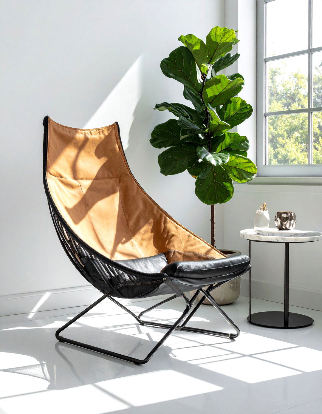 Butterfly Chair Seating - 30 Palm Springs decor ideas